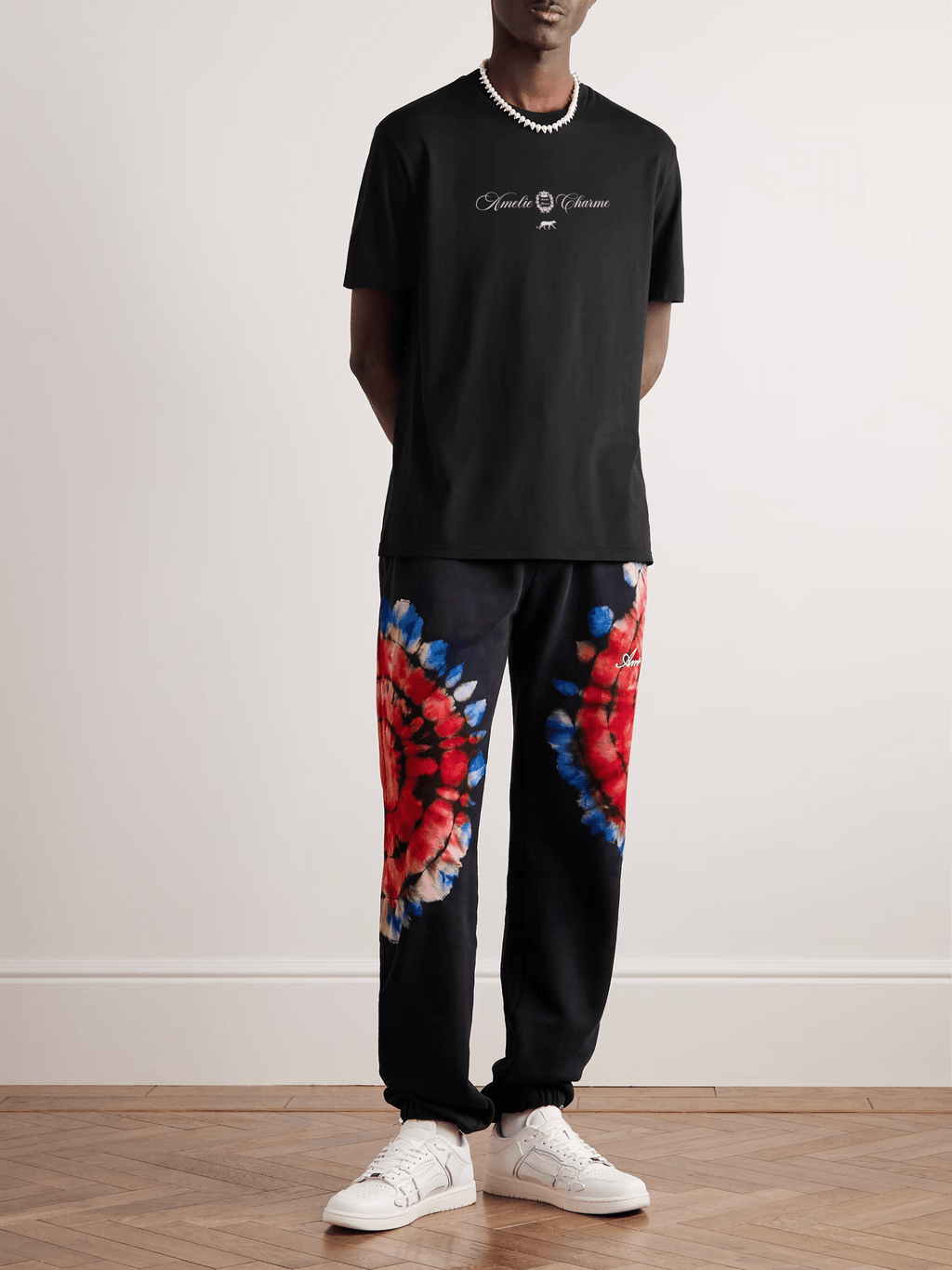 L'oeil Du Panthére Evening Club & Hotel Tee - Amelie Charme