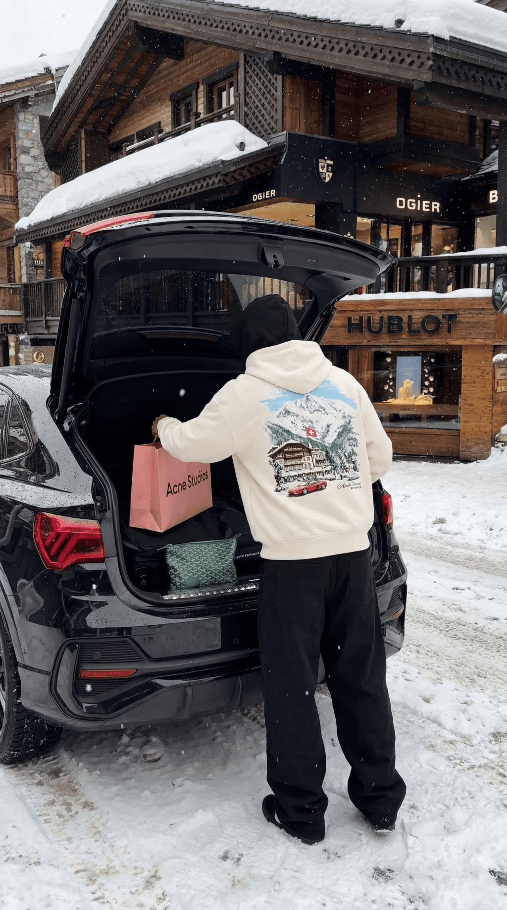 St Moritz Hoodie - Amelie Charme