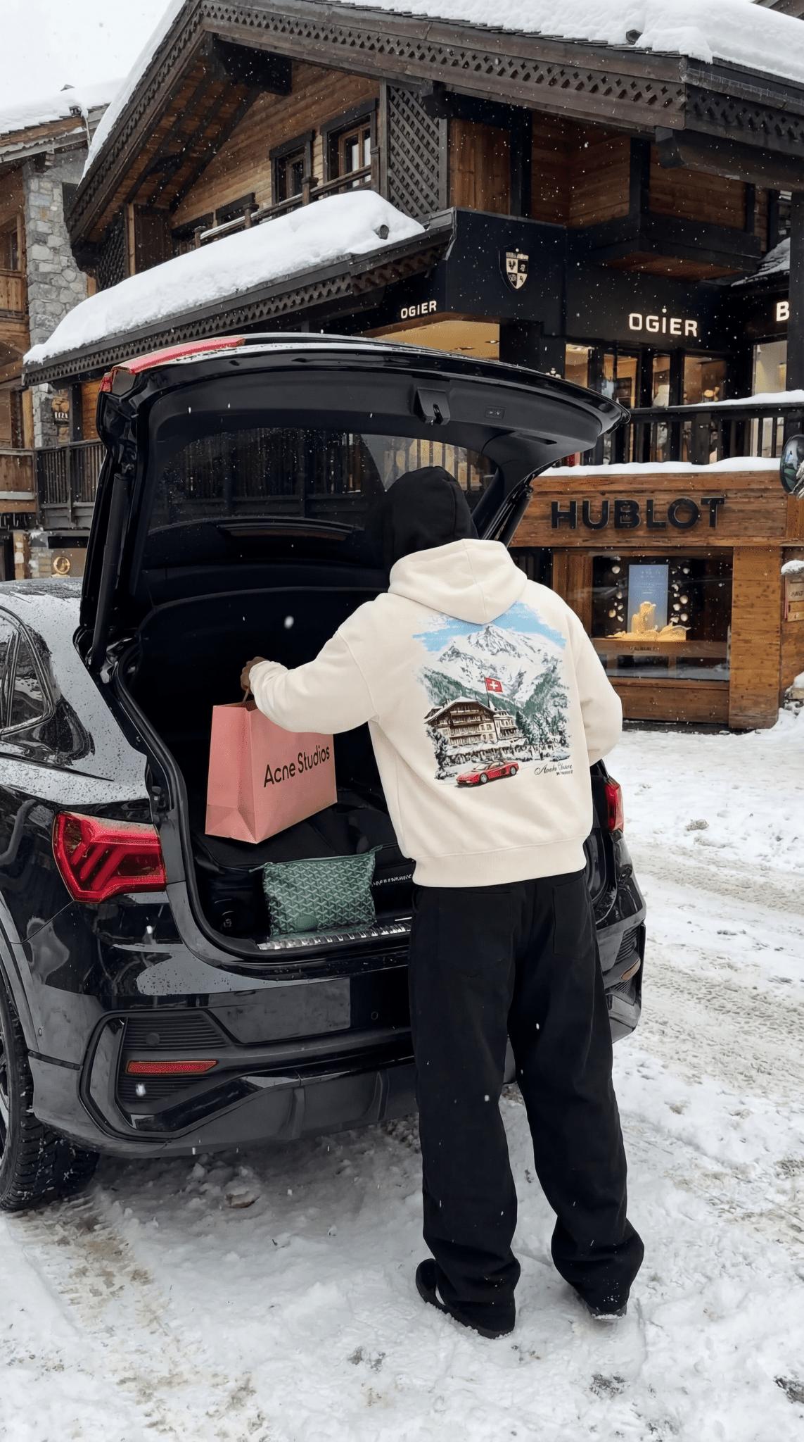 St Moritz Hoodie - Amelie Charme